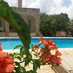 Koumneni Villa Pano Akourdalia