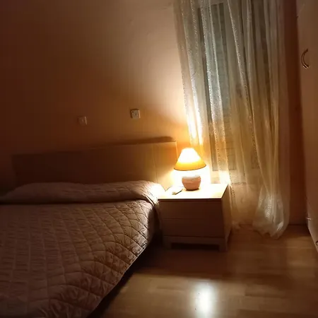Koumneni Villa Pano Akourdalia