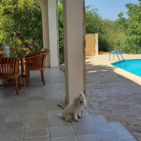 Villa Koumneni