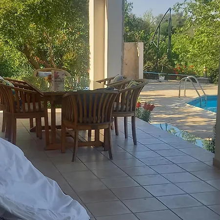 Koumneni Villa
