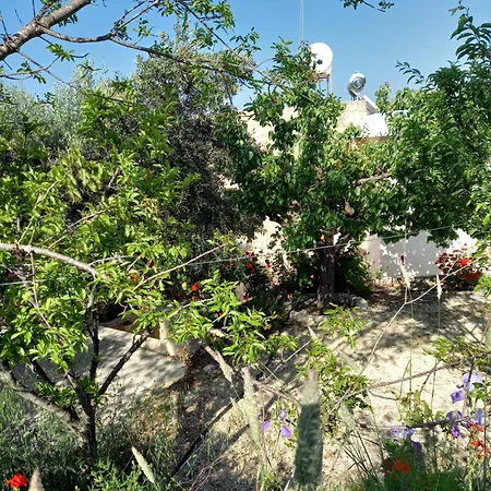 Koumneni Villa *