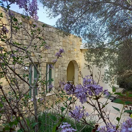 Villa Koumneni Pano Akourdalia