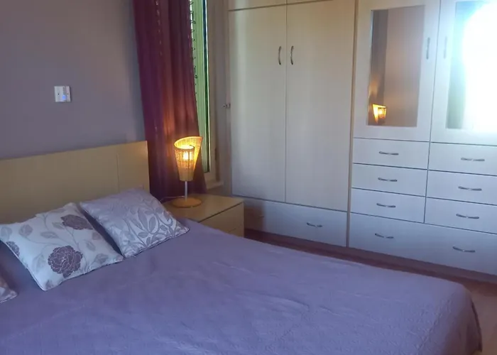 Koumneni Pano Akourdalia