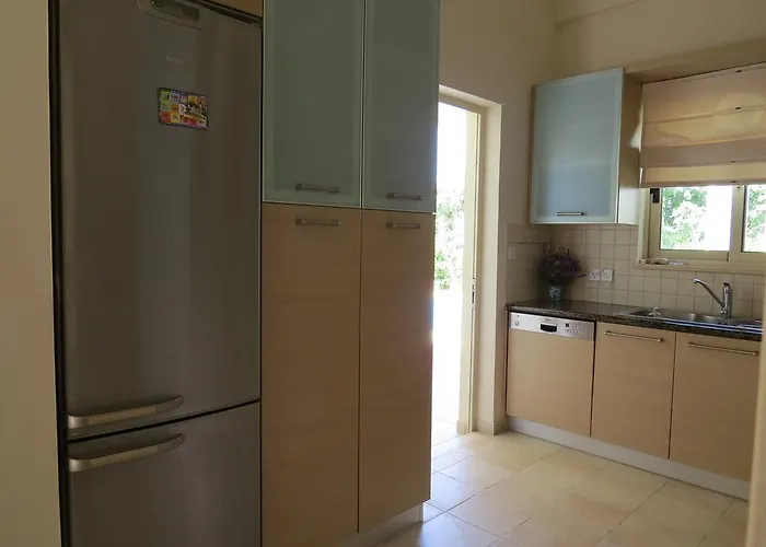 Vila Koumneni Pano Akourdalia