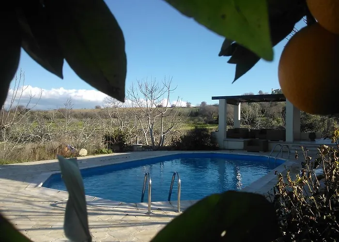 Villa Koumneni Pano Akourdalia